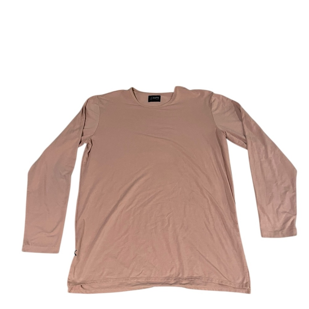 Cuts Clothing Long Sleeve Tee in Dusty Pink